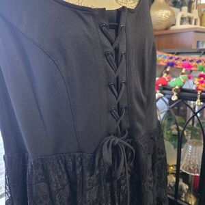 Hot Topic Black Lace-Up Corset Skull Gothic Maxi Dress